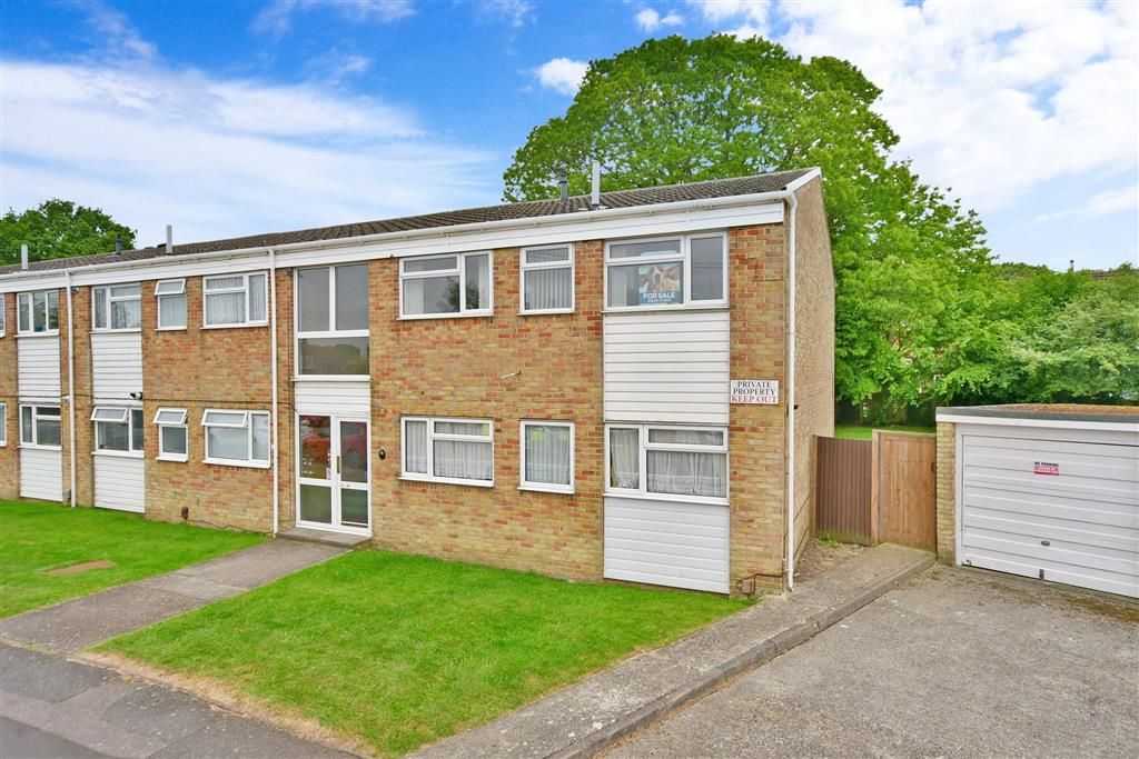 2 bed flat for sale in Sedley Close, Parkwood, Gillingham, Kent ME8