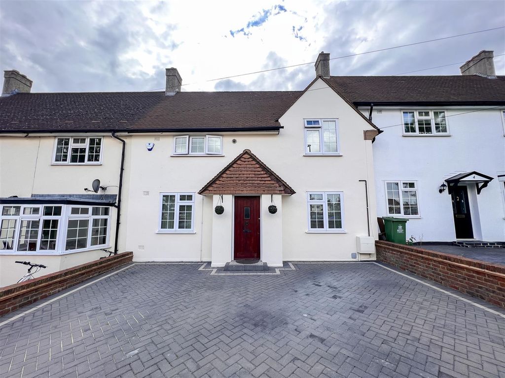 3 bed terraced house for sale in Village Green Road, Crayford, Dartford