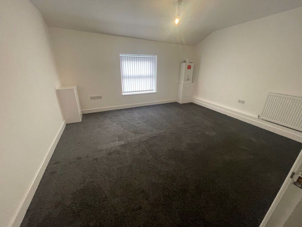 2 bed flat to rent in Warner Street, Accrington, Lancashire BB5 Zoopla