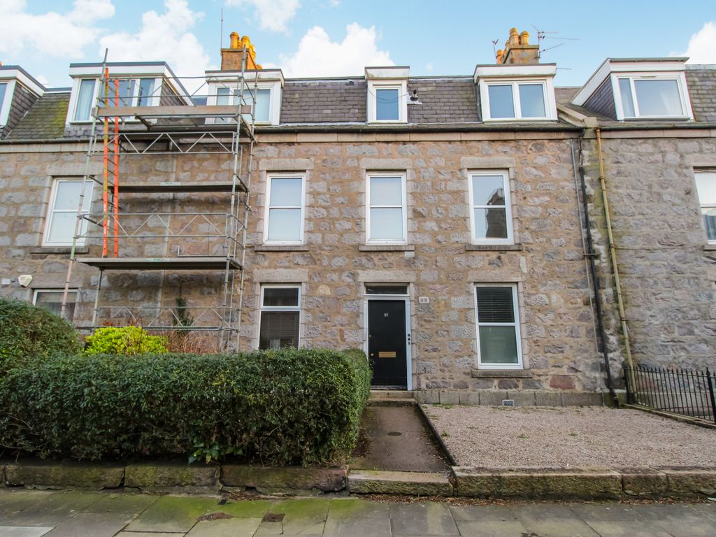 1 bed flat for sale in Claremont Street, Aberdeen AB10, £39,000 Zoopla