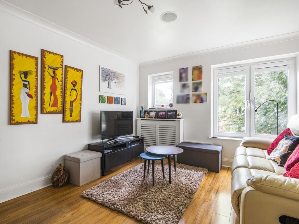 Callaghan Close, London SE13  