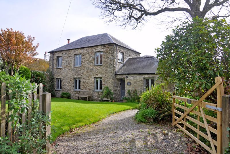 4 bed barn conversion for sale in Feock, Truro TR3 Zoopla