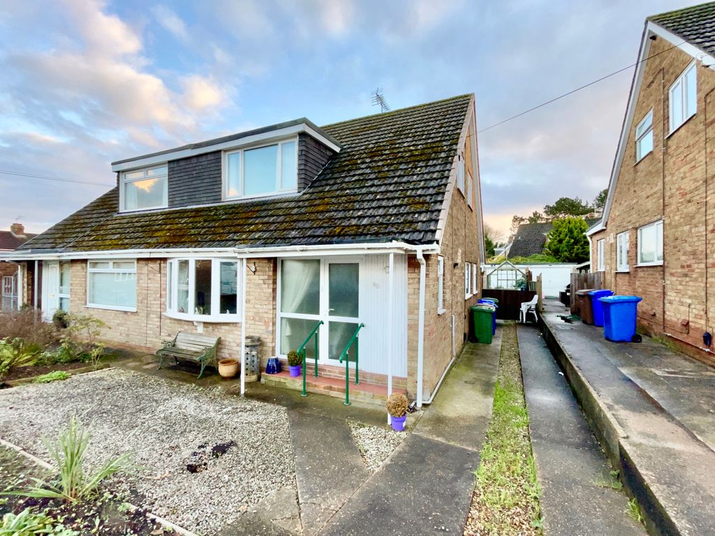 3 bed semidetached house for sale in Chantry Way East, Swanland HU14