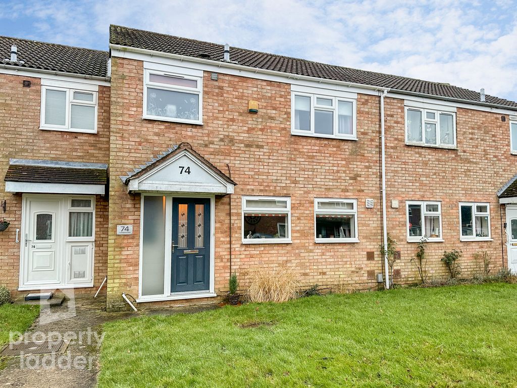 3 bed terraced house for sale in Cottinghams Drive, Hellesdon, Norwich