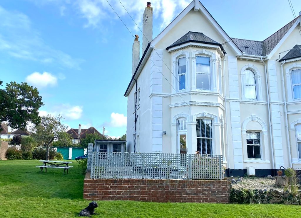 2 bed flat for sale in Cyprus Road, Exmouth EX8, £295,000 Zoopla