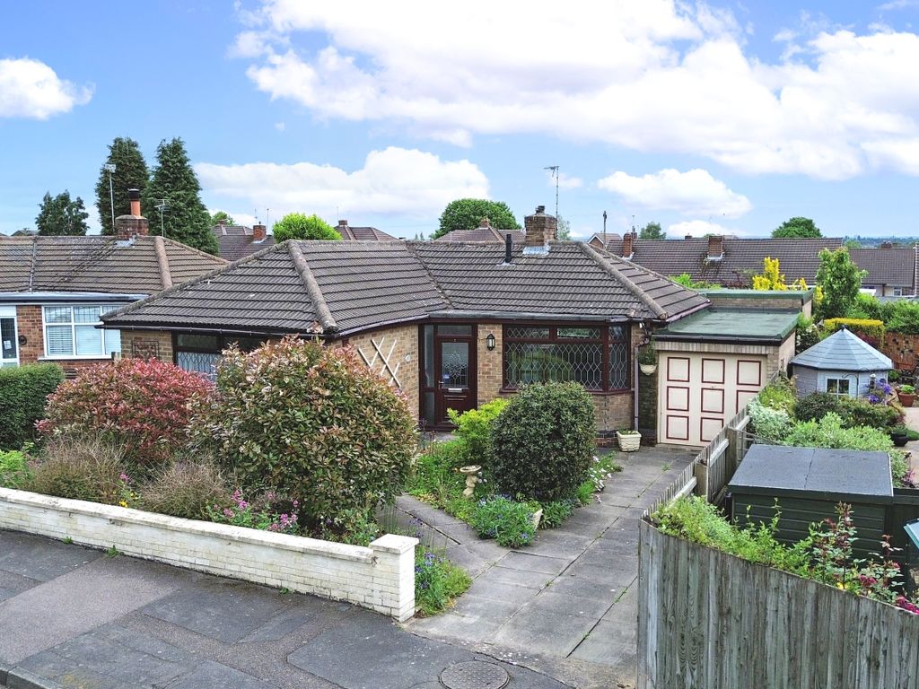 3 bed detached bungalow for sale in Fern Crescent, Groby, Leicester