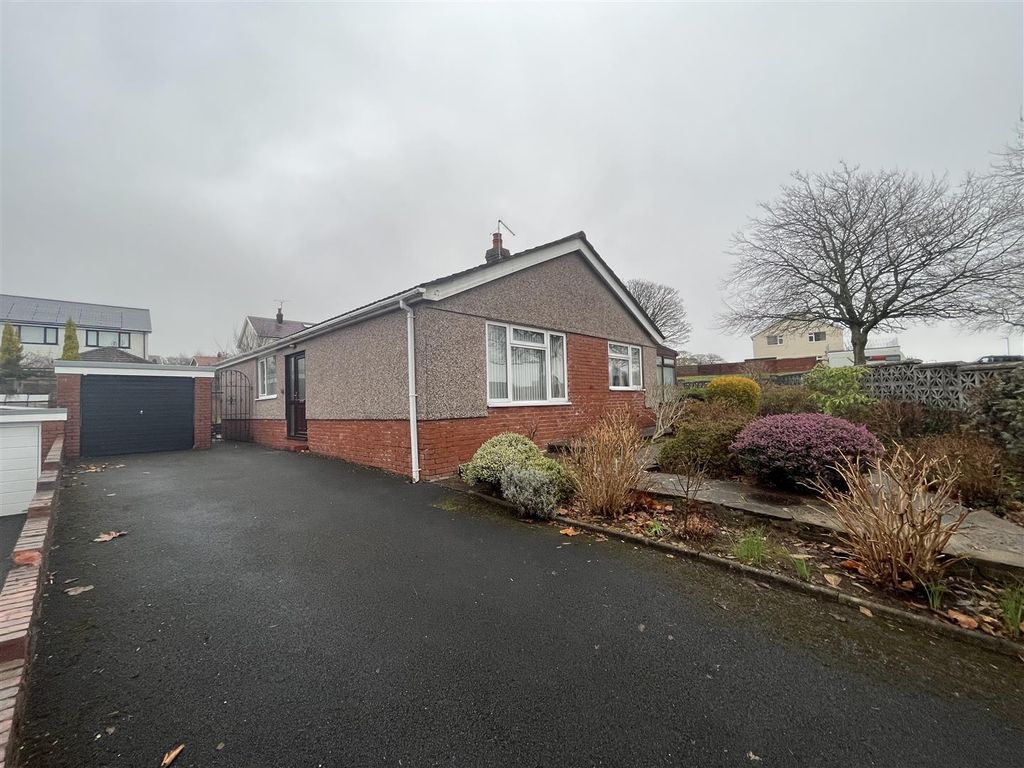 3 bed detached bungalow for sale in Dulais Grove, Derwen Fawr, Swansea