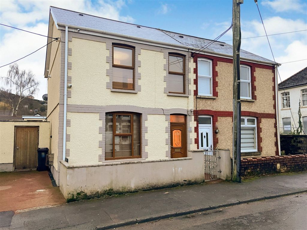 3 bed semidetached house for sale in Ynysderw Road, Pontardawe