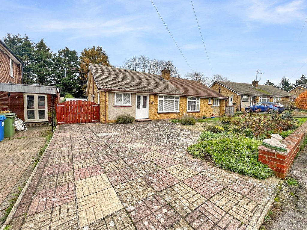 2 bed bungalow for sale in Gayhurst Drive, Sittingbourne, Kent ME10