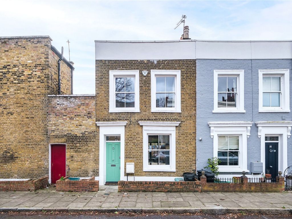 2 bed terraced house for sale in Northampton Grove, Canonbury