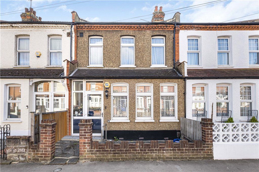 3 bed terraced house for sale in Langdale Road, Thornton Heath CR7, £