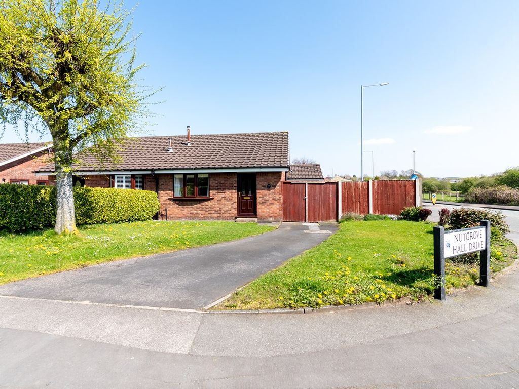 2 bed semidetached bungalow for sale in Nutgrove Hall Drive, St Helens