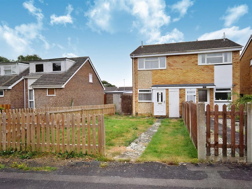 2 bed semidetached house for sale in Sycamore Close, Gloucester GL1