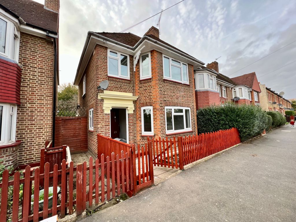 James Street, Hounslow TW3  