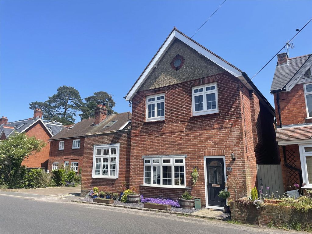 5 bed detached house for sale in Forest Road, Liss GU33, £750,000 Zoopla