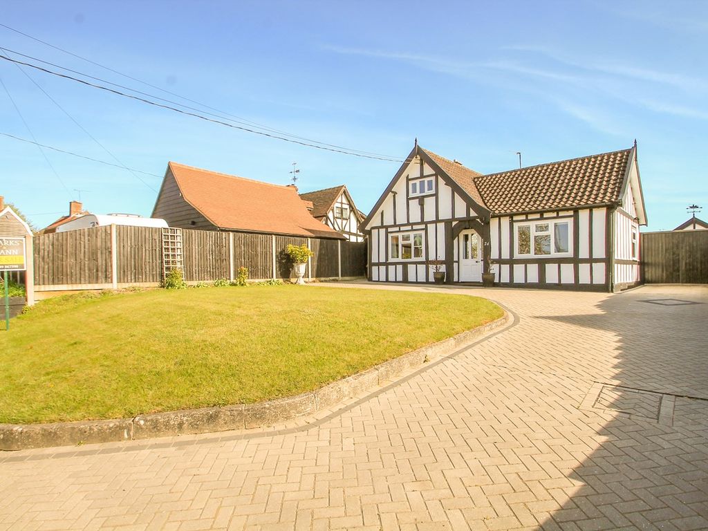 3 bed chalet for sale in Needham Road, Stowmarket IP14, £425,000 Zoopla