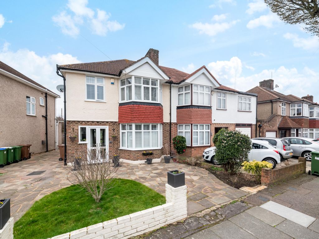 3 bed semidetached house for sale in Dulverton Road, London SE9 Zoopla