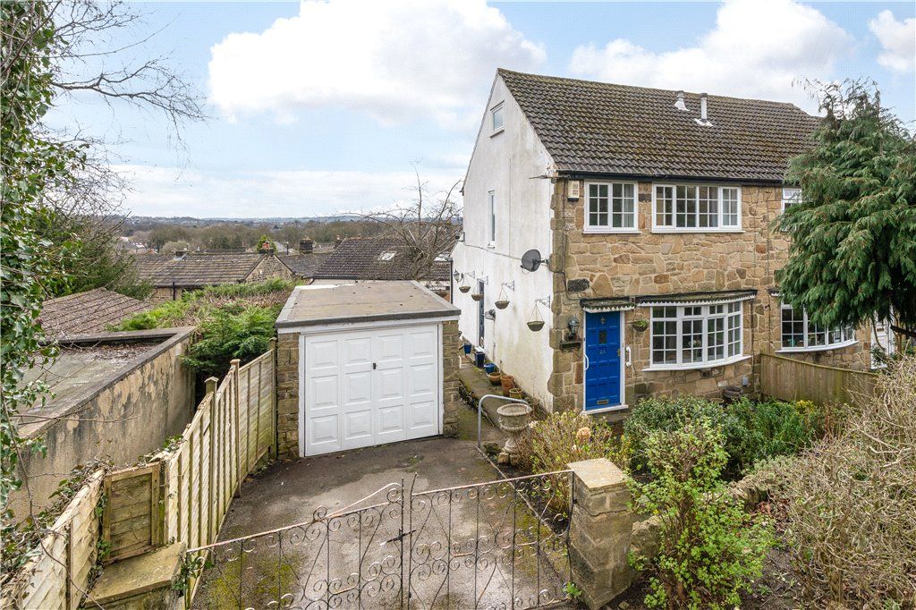 3 bed semidetached house for sale in Moorland Avenue, Guiseley, Leeds