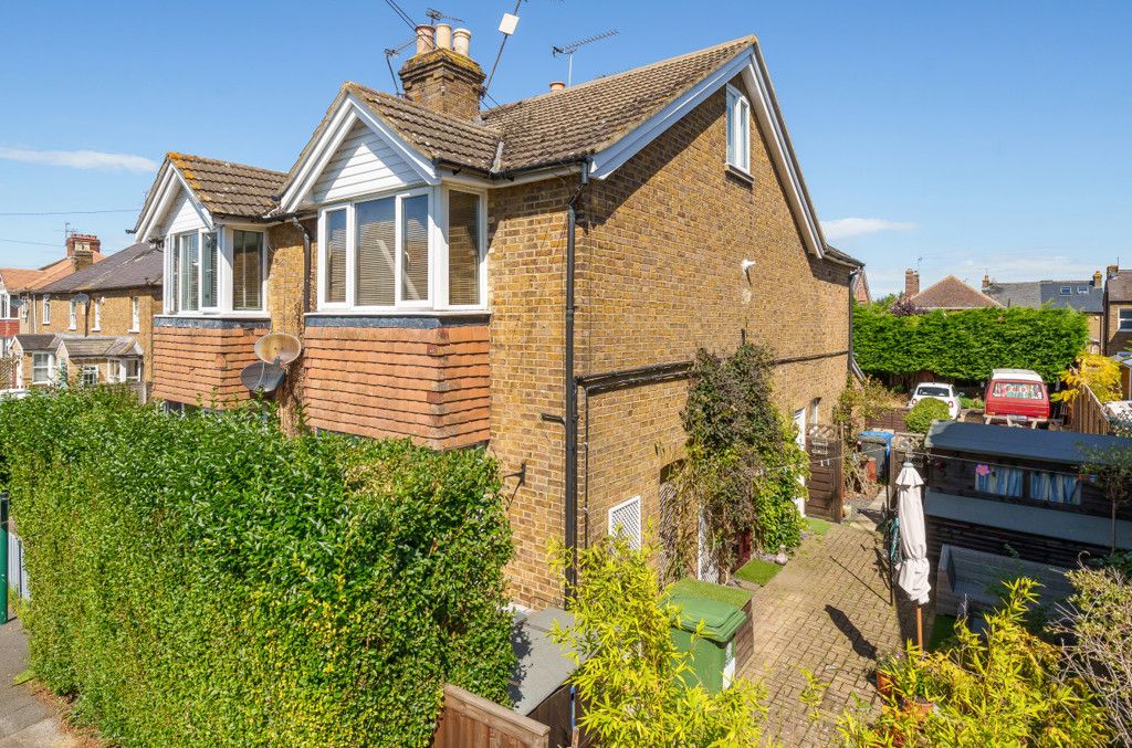 1 bed for sale in Alma Road, Eton Wick, Windsor SL4, £