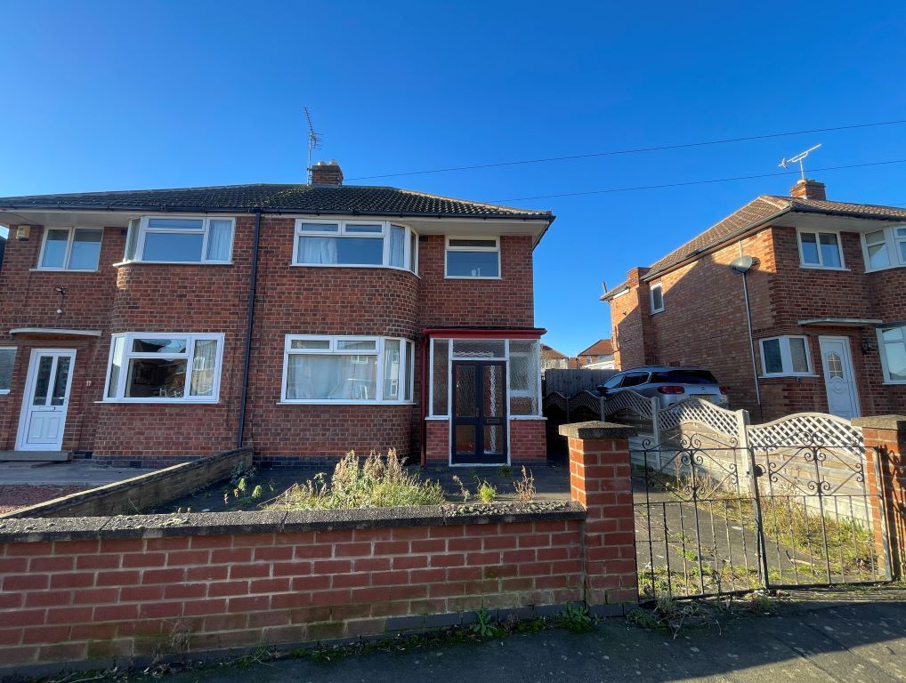 3 bed semidetached house for sale in 9 Stratford Avenue, Leicester LE3