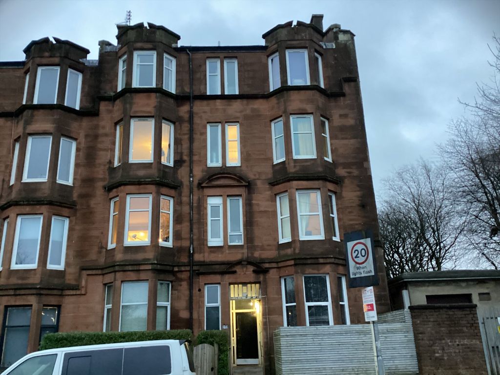 1 bed flat to rent in Wellshot Road, Tollcross, Glasgow G32, £795 pcm