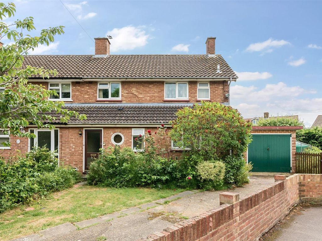 3 bed semidetached house for sale in Woodcote, Bedford MK41 Zoopla