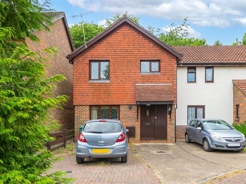 3 bed semidetached bungalow for sale in Firlands, Horley RH6 Zoopla