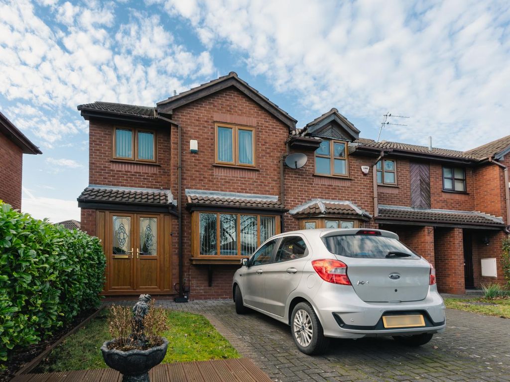 3 bed town house for sale in Sefton Road, Litherland, Liverpool L21