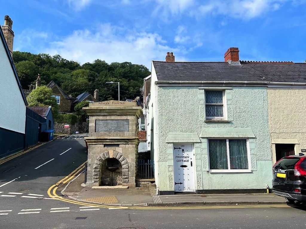 2 bed end terrace house for sale in 586 Mumbles Rd, Mumbles, Swansea