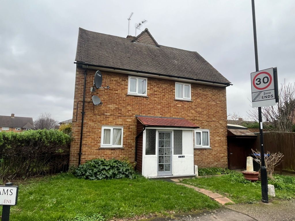 3 bed end terrace house for sale in Kempe Road, Enfield EN1, £449,995