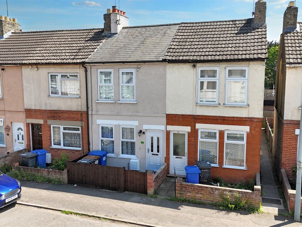 3 bed terraced house for sale in Kingston Road, Ipswich IP1, £185,000