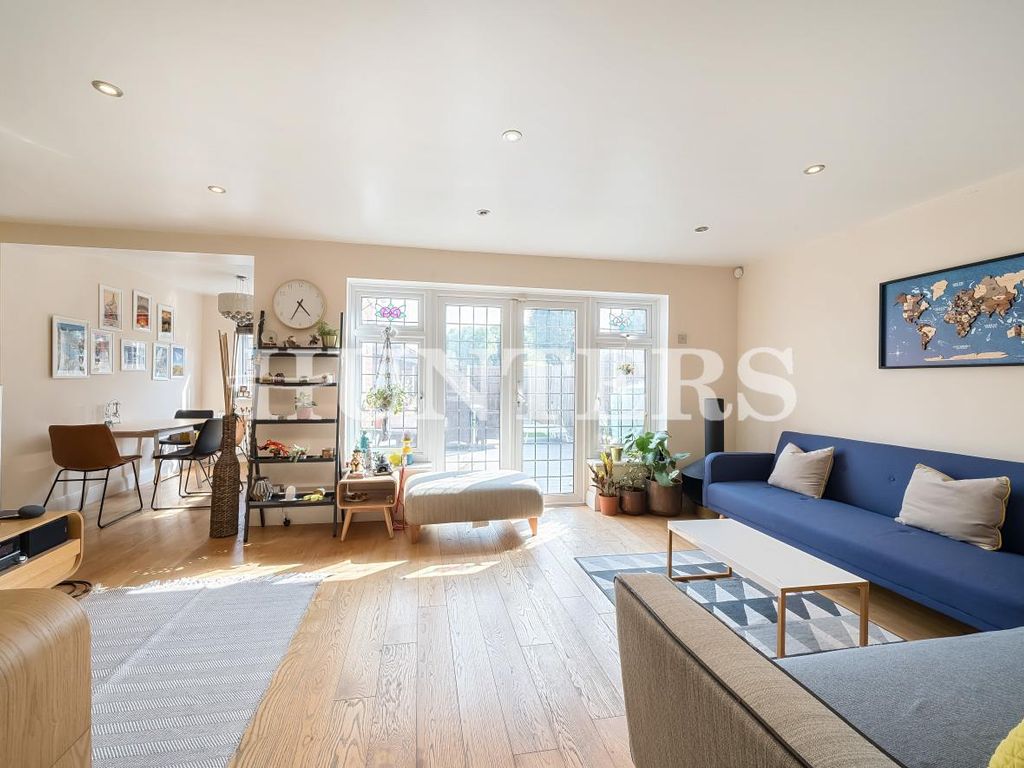 3 bed terraced house for sale in Hatfield Close, Hornchurch RM12, £475,000 Zoopla