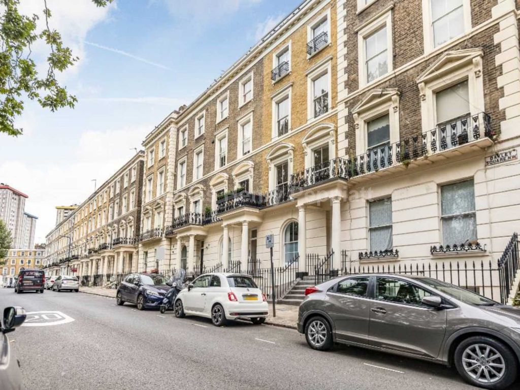 3 bed flat to rent in Oakley Square, Mornington Crescent NW1 Zoopla