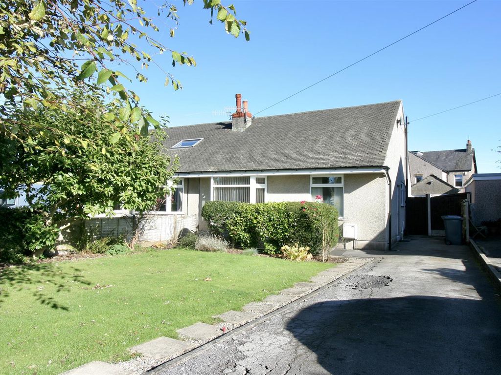 2 bed semidetached bungalow for sale in Greenfields, Caton, Lancaster
