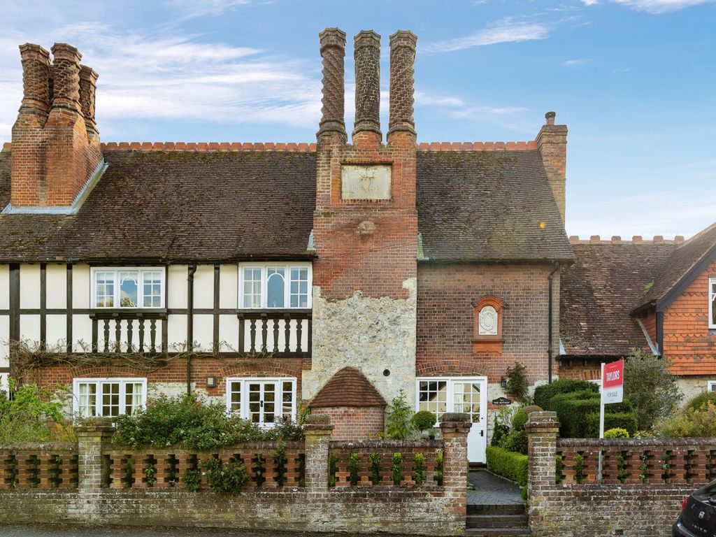 2 bed terraced house for sale in Halton Village, Aylesbury HP22 Zoopla