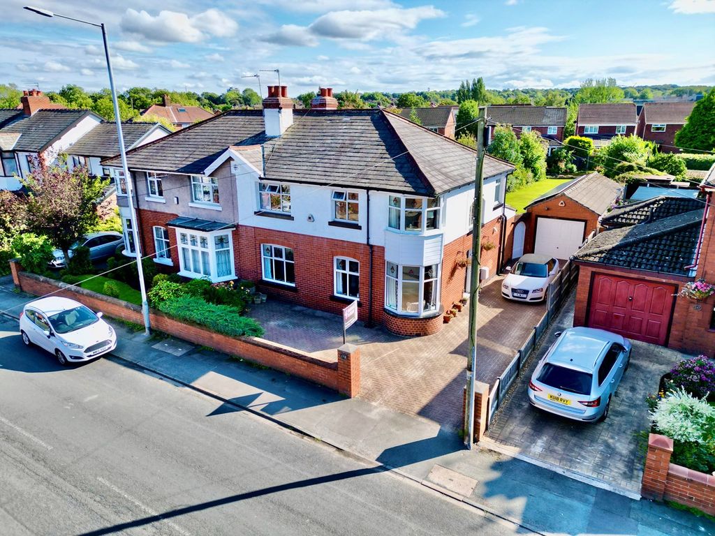4 bed semidetached house for sale in Kiln Lane, Eccleston, St Helens