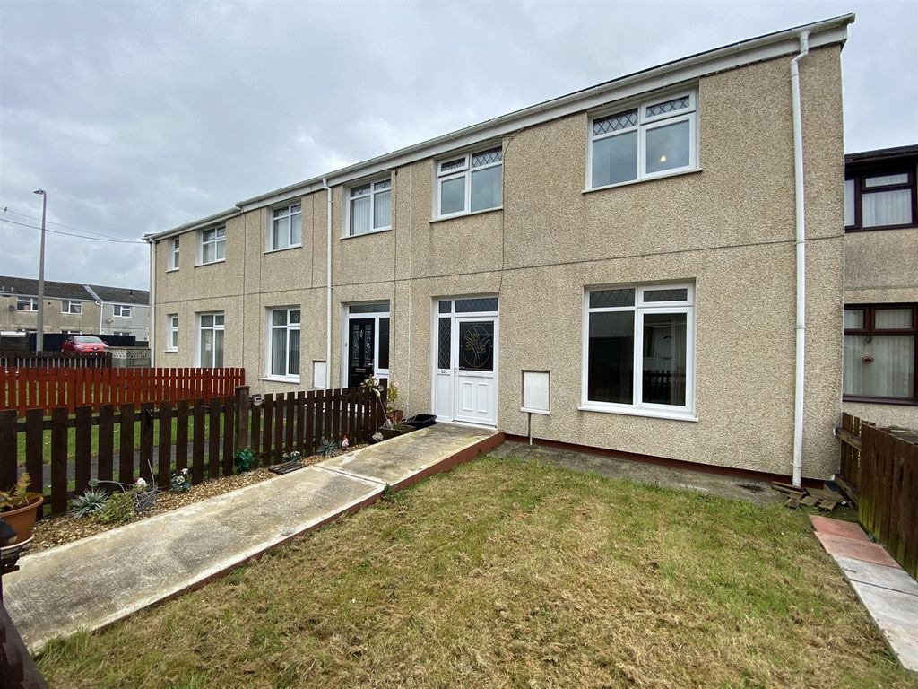 3 bed end terrace house for sale in Ger Y Gwendraeth, Kidwelly SA17