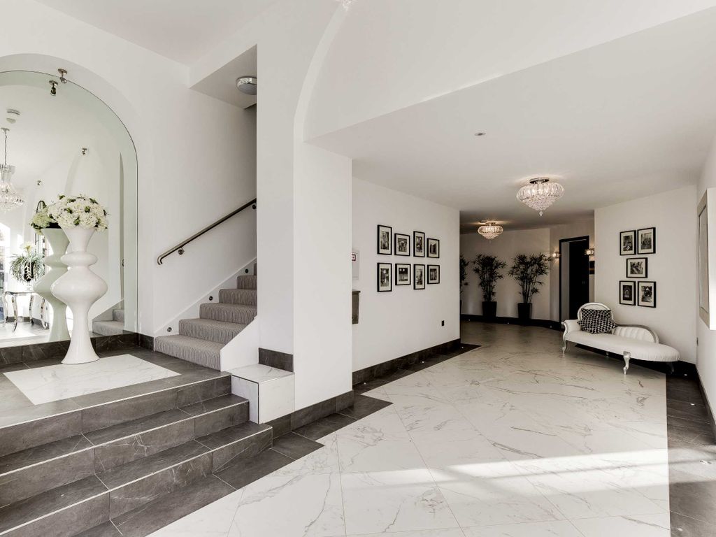 New home, 3 bed flat for sale in Hadley Road, Enfield EN2 Zoopla