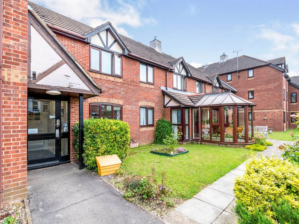 1 bed flat for sale in The Crescent, Eastleigh SO50 Zoopla