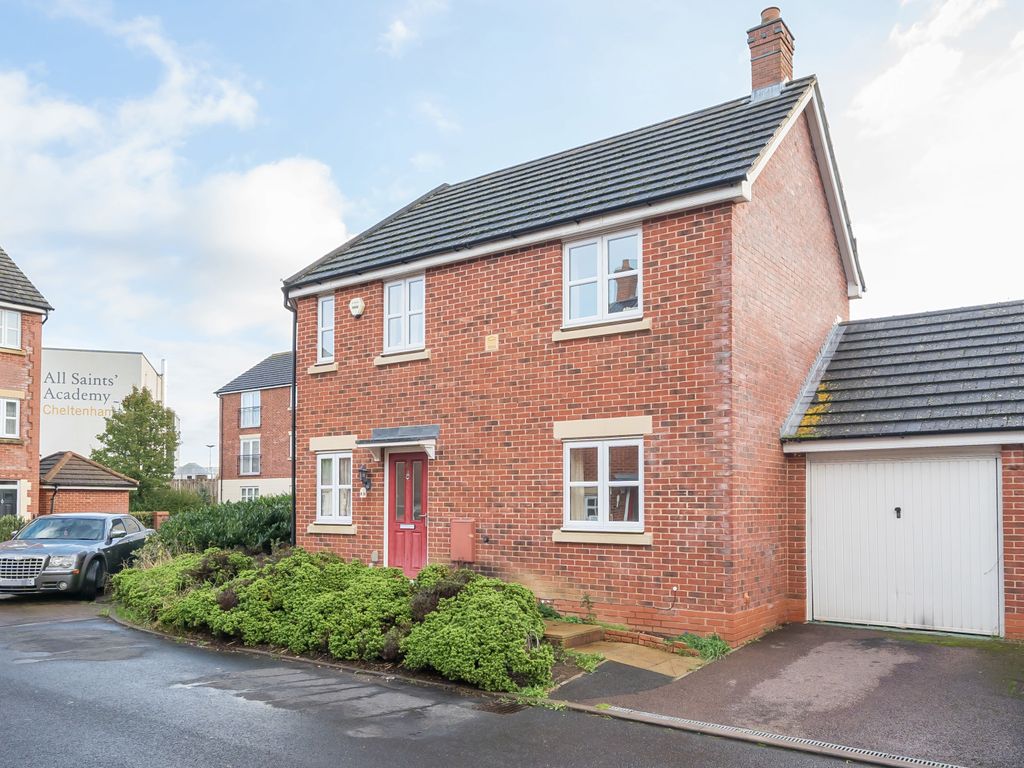 3 bed semidetached house for sale in Persimmon Gardens, Cheltenham