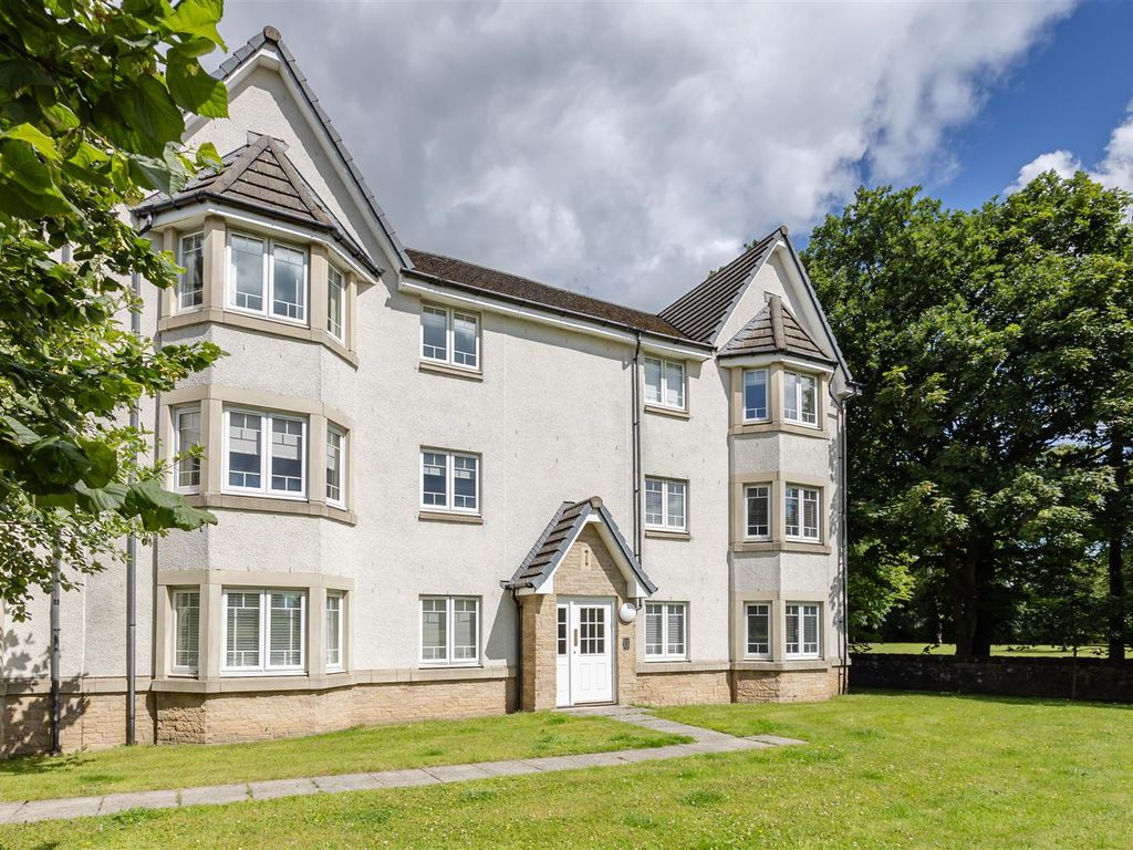 2 bed flat for sale in Mccormack Place, Larbert FK5 Zoopla