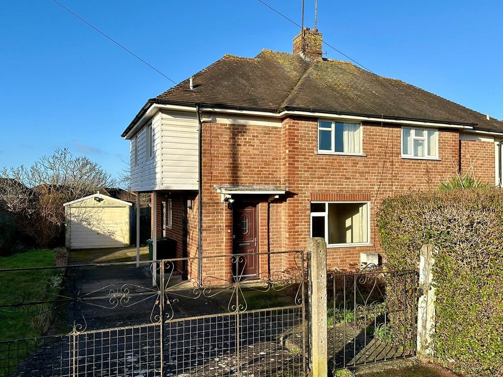 3 bed semidetached house for sale in Frederick Avenue, Hereford HR1, £
