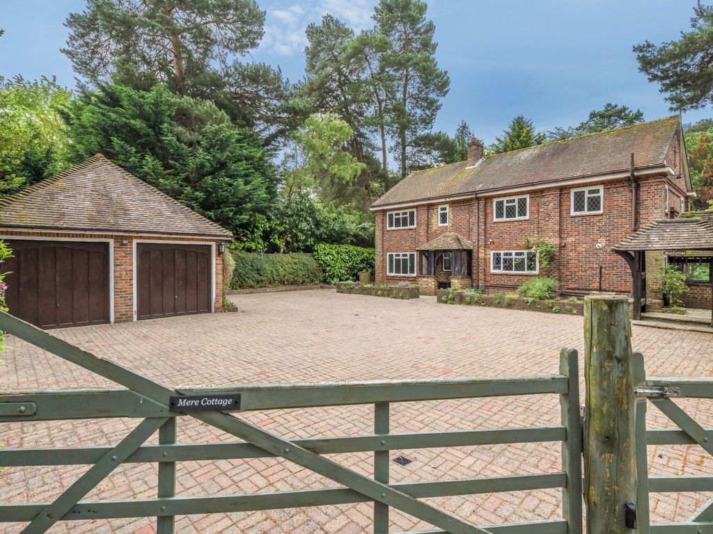 3 bed detached house for sale in Pyrford Woods Road, Pyrford, Woking