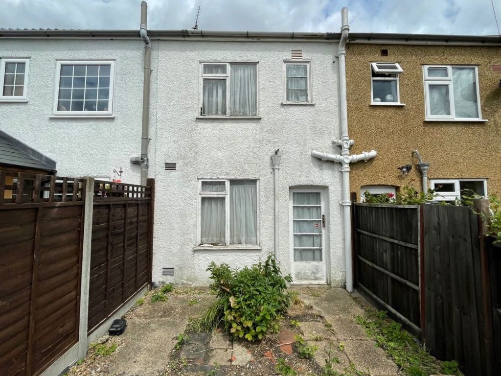 2 bed terraced house for sale in 15 Park Street Lane, Park Street, St
