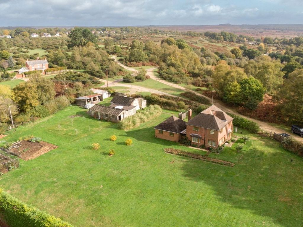 4 bed detached house for sale in Hyde, Fordingbridge, Hampshire SP6