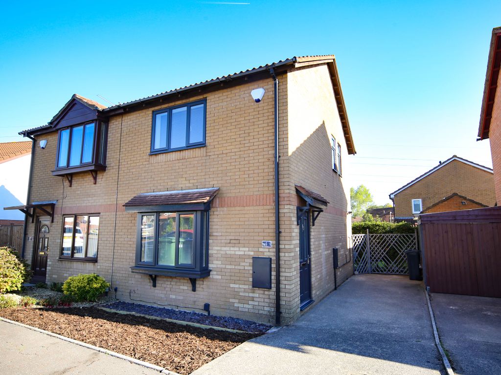 2 bed semidetached house to rent in Pennyroyal Close, St. Mellons, Cardiff CF3 Zoopla