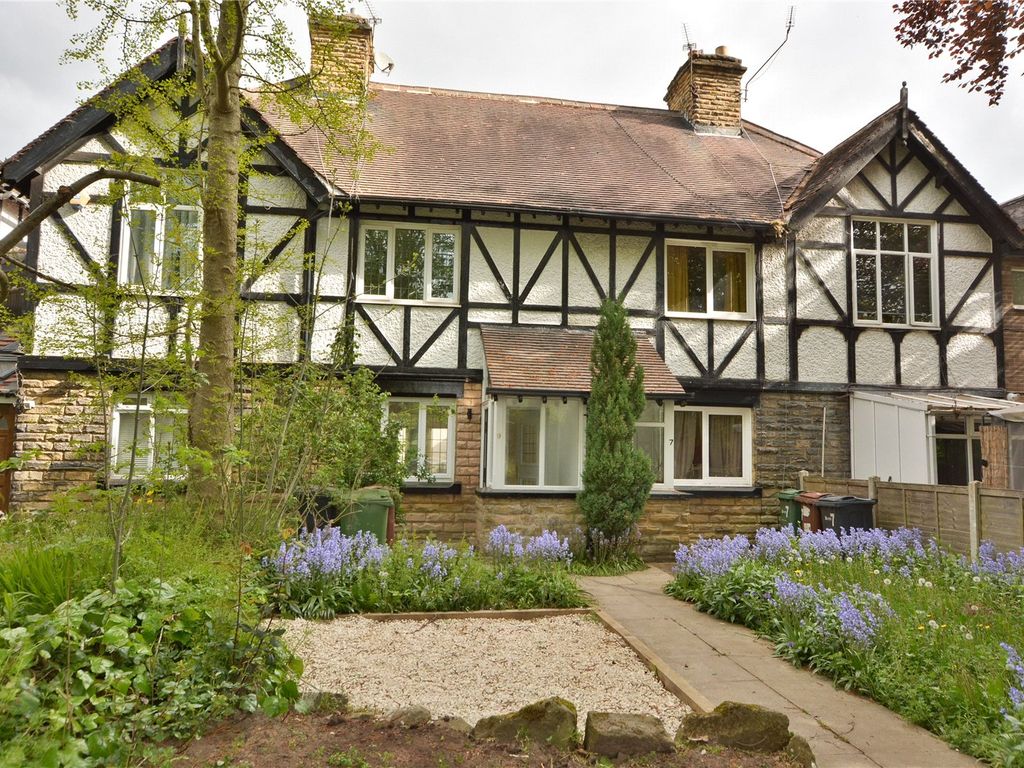 Belle Vue Avenue, Oakwood, Leeds LS8  