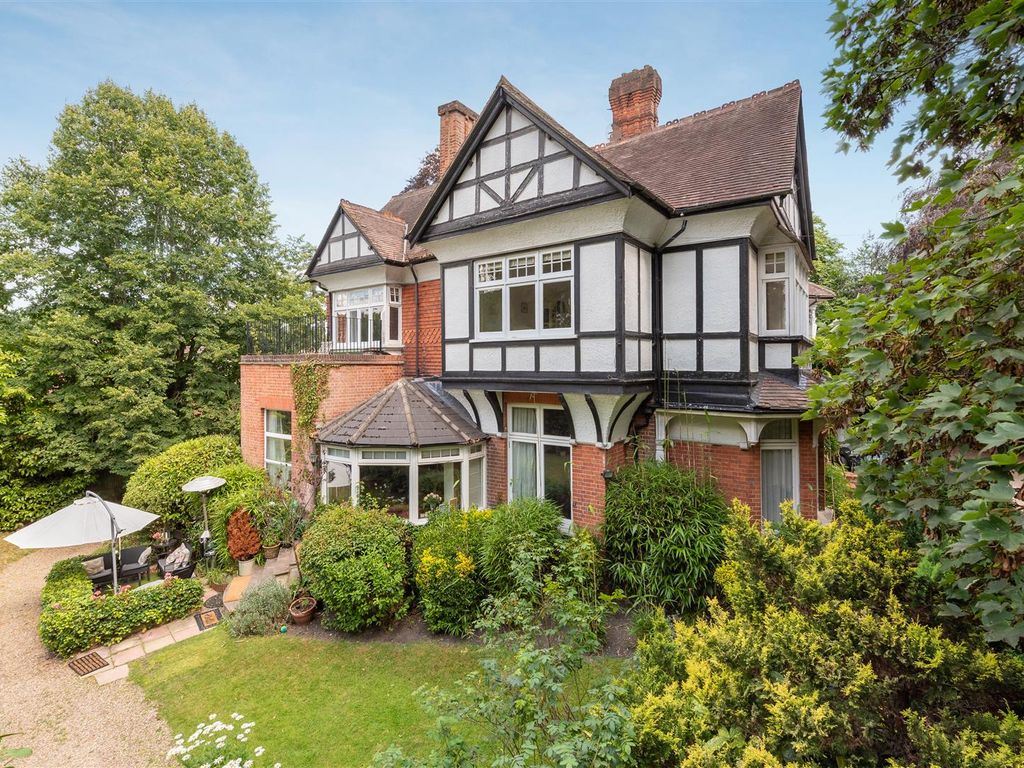 3 bed flat to rent in Hermitage Drive, Ascot SL5 Zoopla