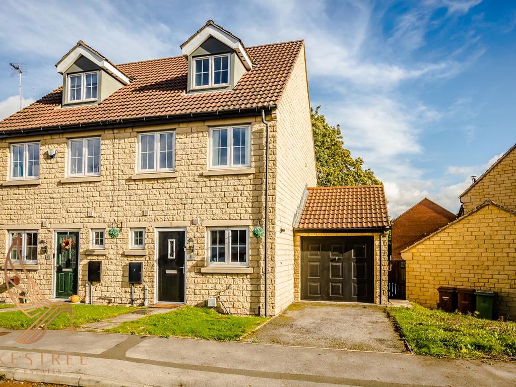 4 bed semidetached house for sale in Lyng Court, Knottingley WF11 Zoopla