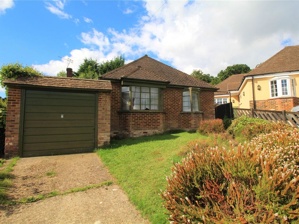 3 bed bungalow for sale in Cranmore Close, Aldershot GU11 Zoopla